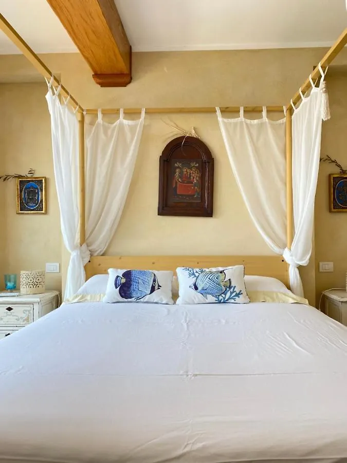 Villa Paradiso Camogli 0*,  Olaszország